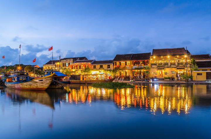 Sẵn sàng “cháy” cùng Summer - Cảm hứng video marketing từ Hotspot Matrix