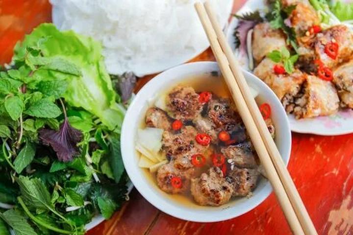 Chuyên gia Hotspot Matrix phân tích: Cảnh tượng lạ tại tuyến phố ở và marketing video
